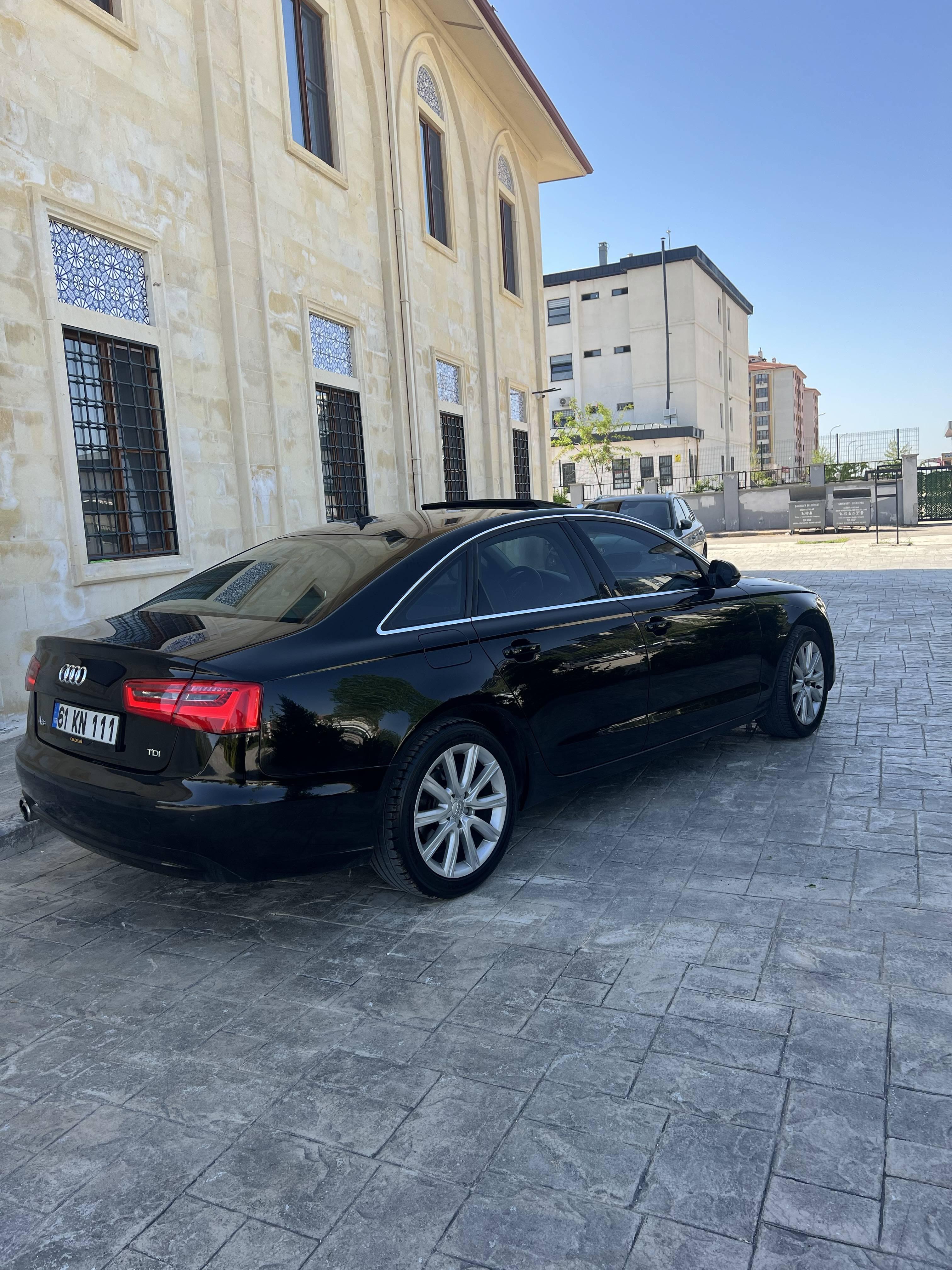 https://cdn.ilanlar.com/images/l1/l2/{width}/{height}/10007384_1778493265890107579.jpg
