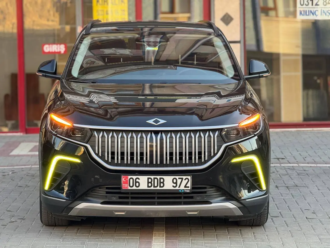 2023 TOGG T10X V1 elektrikli otomatik arazi, SUV, Pick-up - Fotoğraf 1