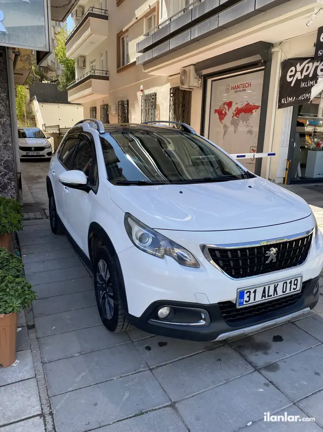 2017 Peugeot 2008 1.6 BlueHDI dizel yarı Otomatik arazi, SUV, Pick-up - Fotoğraf 1