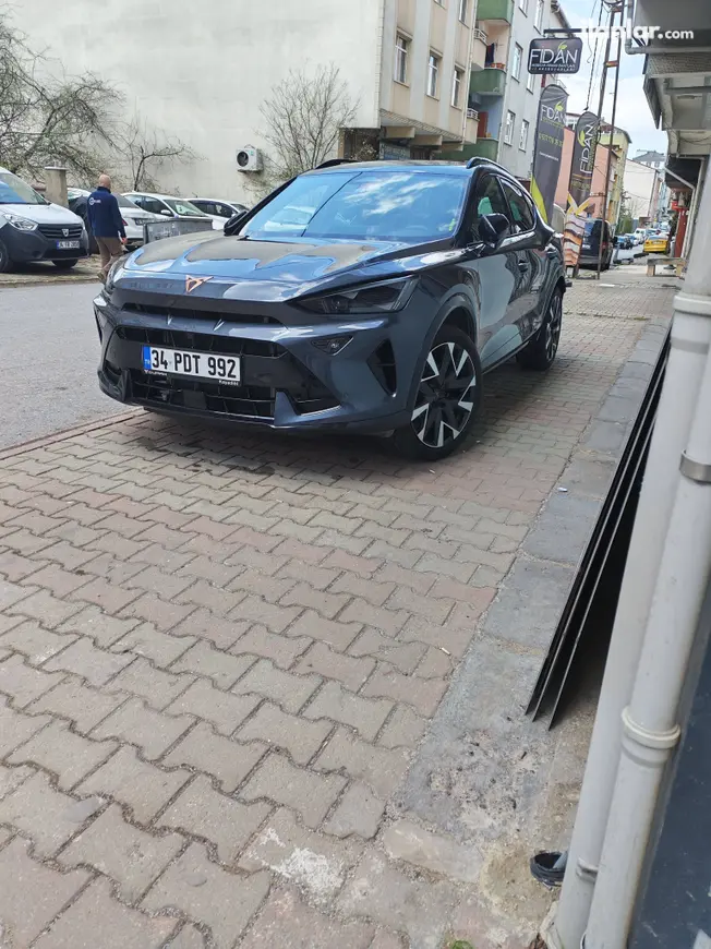 2024 Cupra Formentor 1.5 TSI benzinli otomatik arazi, SUV, Pick-up - Fotoğraf 1