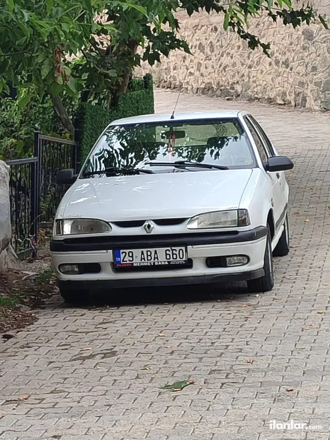 2001 Renault R 19 1.6 Europa benzin & LPG manuel otomobil - Fotoğraf 1