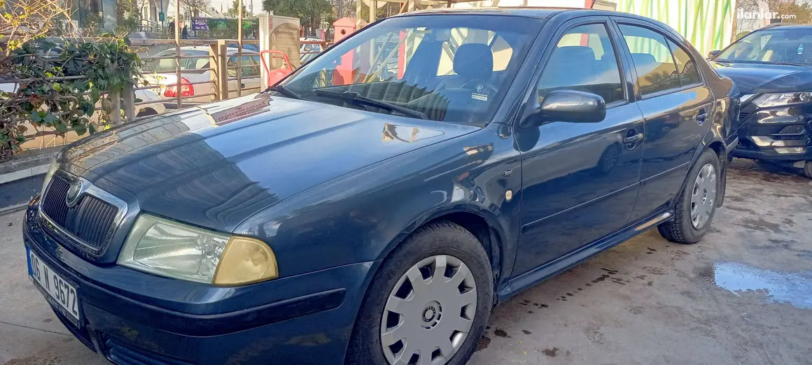 2005 Skoda Octavia 1.6 benzinli manuel otomobil - Fotoğraf 1