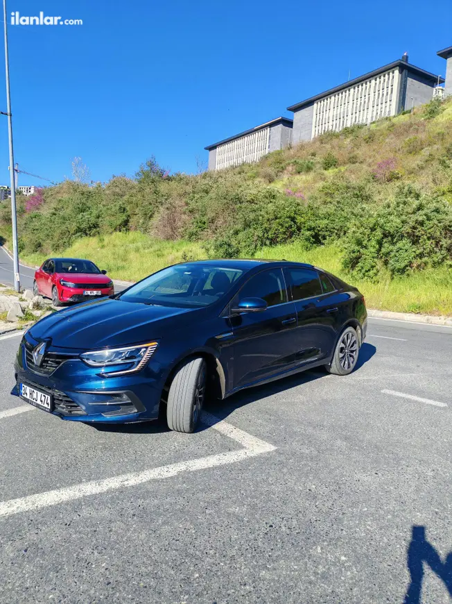 2023 Renault Megane 1.3 TCe benzinli otomatik otomobil - Fotoğraf 1