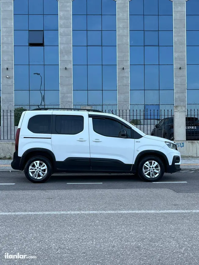 2019 Peugeot Rifter 1.5 BlueHDI dizel otomatik minivan & Panelvan - Fotoğraf 1