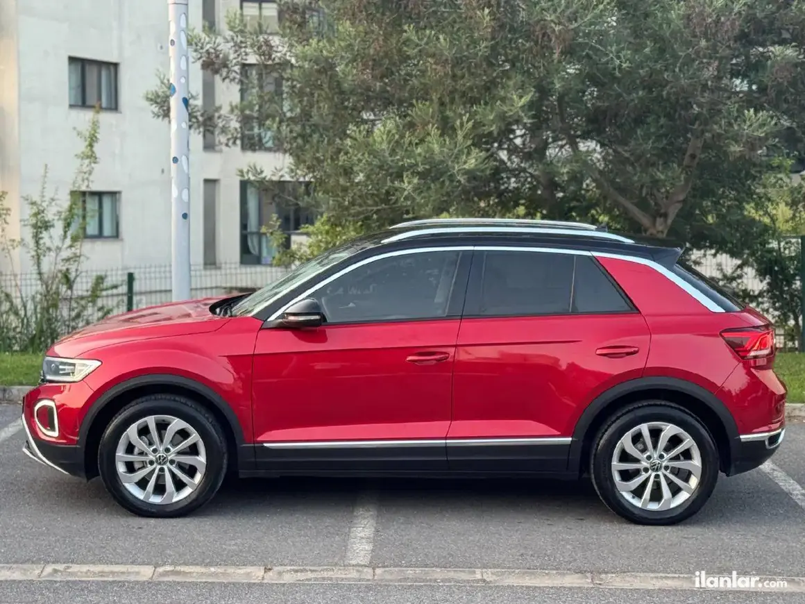 2022 Volkswagen T-Roc 1.5 TSI benzinli otomatik arazi, SUV, Pick-up - Fotoğraf 1