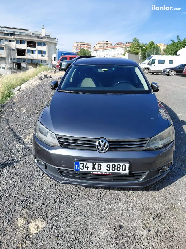 2013 Volkswagen Jetta 1.6 TDi dizel otomatik otomobil - Fotoğraf 1