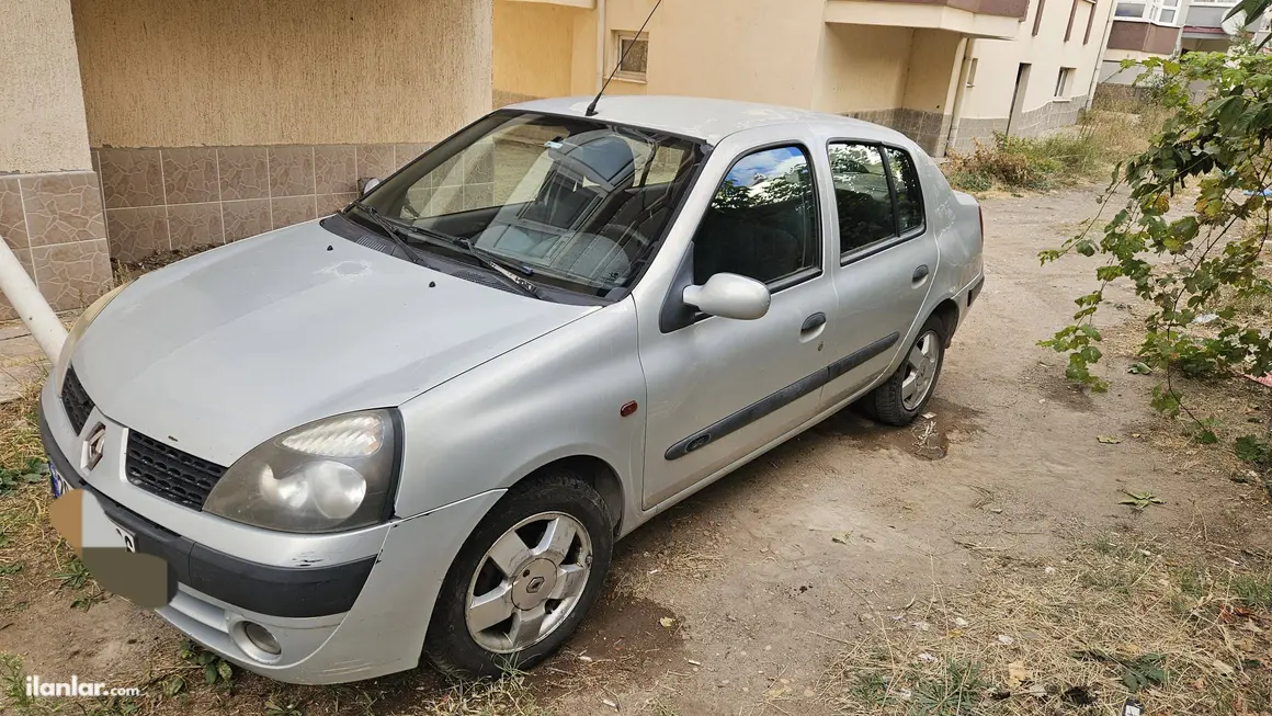 2002 Renault Clio 1.5 dCi dizel manuel otomobil - Fotoğraf 1