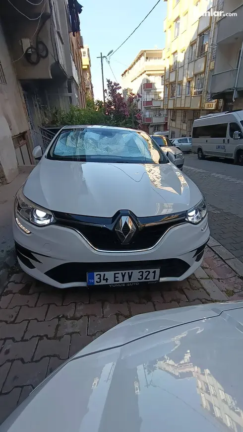 2021 Renault Megane 1.3 TCe benzinli otomatik otomobil - Fotoğraf 1