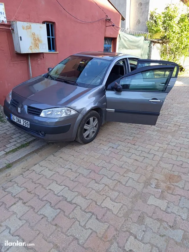 2004 Renault Megane 1.6 CC benzinli yarı Otomatik otomobil - Fotoğraf 1