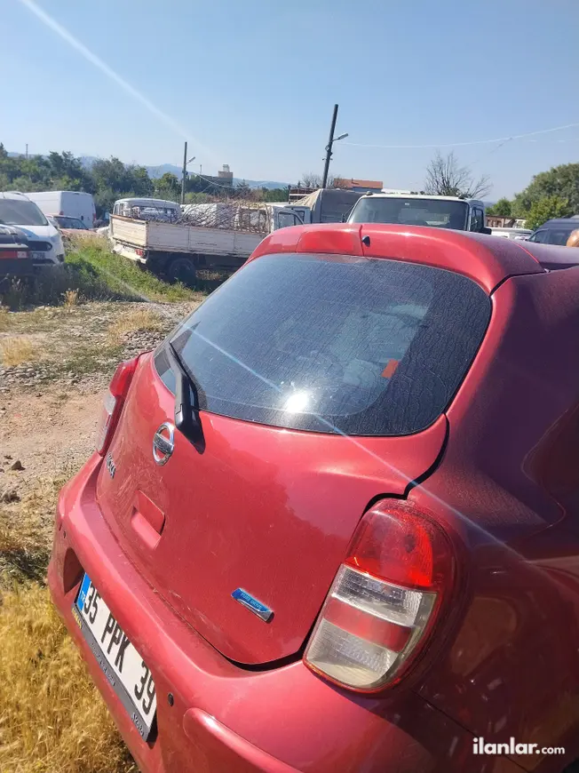 2013 Otomobil Nissan Micra hasarlı Araçlar - Fotoğraf 1