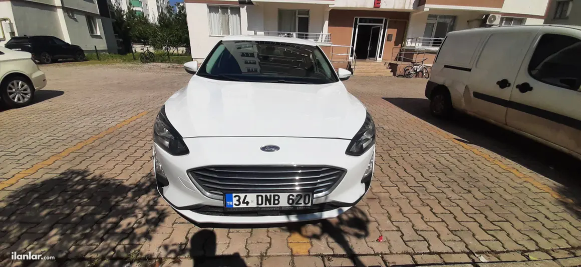 2020 Ford Focus 1.5 TDCi dizel otomatik otomobil - Fotoğraf 1