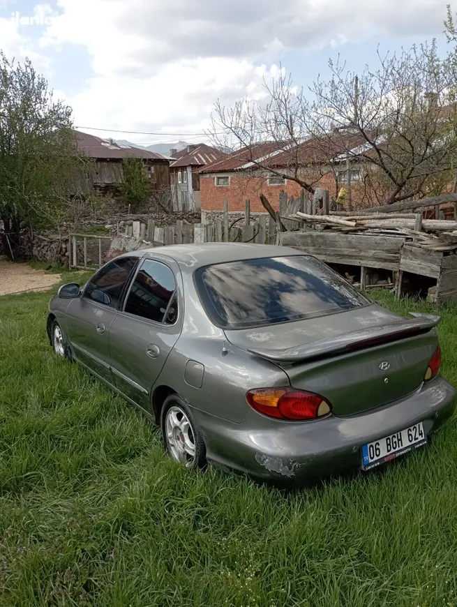 1999 Hyundai Elantra 1.6 benzin & LPG manuel otomobil - Fotoğraf 1