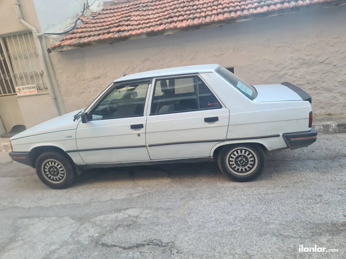 1995 Renault R 9 1.4 lPG manuel otomobil - Fotoğraf 1