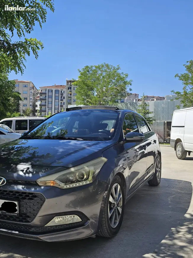 2015 Hyundai i20 1.4 MPI benzin & LPG otomatik otomobil - Fotoğraf 1