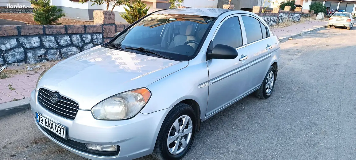 2008 Hyundai Accent Era 1.4 benzinli manuel otomobil - Fotoğraf 1
