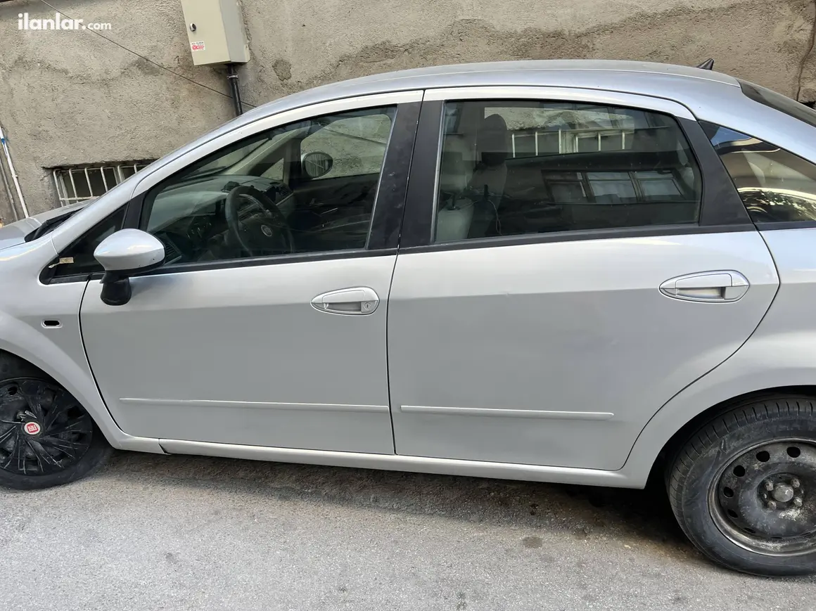 2010 Fiat Linea 1.3 Multijet dizel manuel otomobil - Fotoğraf 1