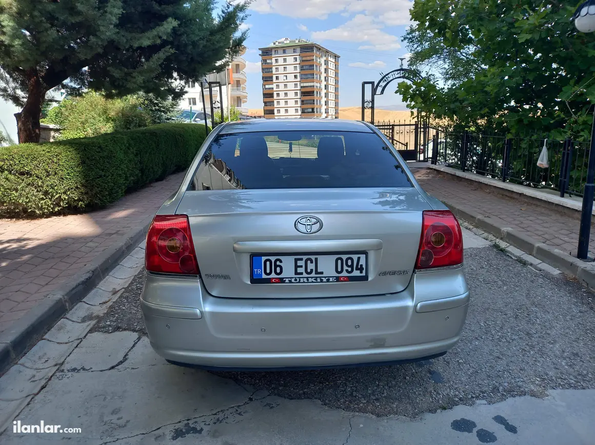 2005 Toyota Avensis 1.6 lPG manuel otomobil - Fotoğraf 1