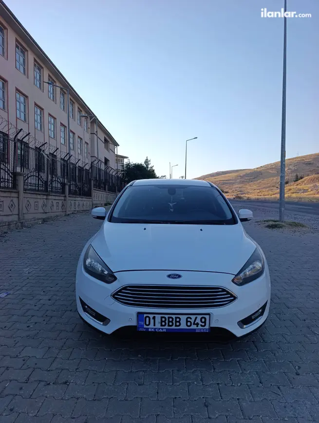 2015 Ford Focus 1.5 TDCi dizel otomatik otomobil - Fotoğraf 1
