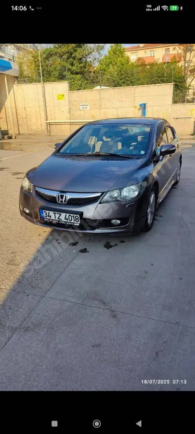 2011 Honda Civic 1.6 i-VTEC benzinli yarı Otomatik otomobil - Fotoğraf 1