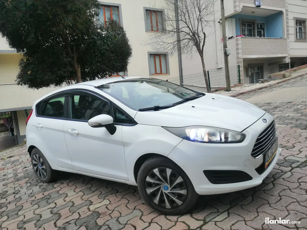 2013 Ford Fiesta 1.5 TDCi dizel manuel otomobil - Fotoğraf 1
