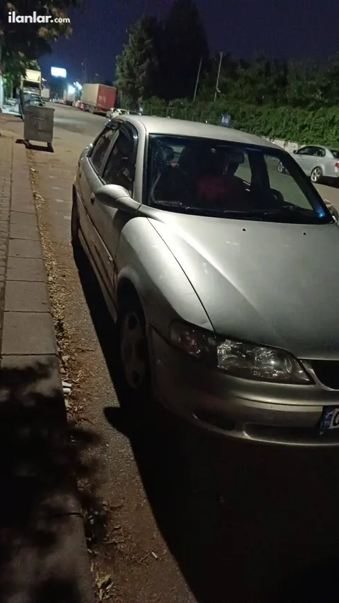 2000 Opel Vectra 1.8 benzinli otomatik otomobil - Fotoğraf 1