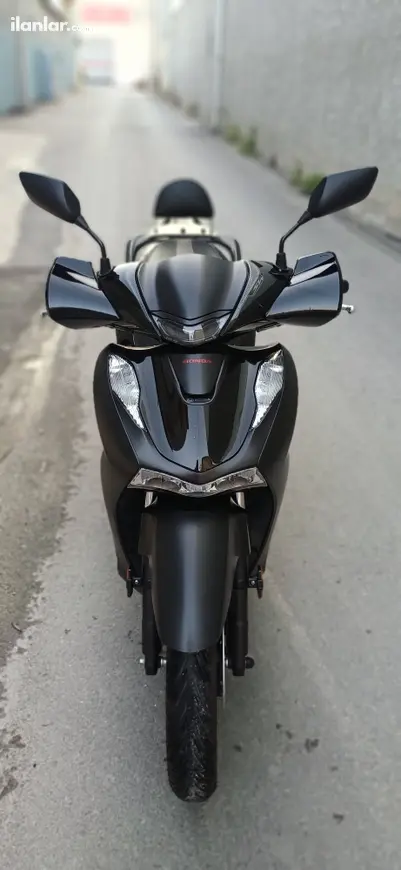 2024 Honda SH 125 benzinli otomatik motosiklet - Fotoğraf 1