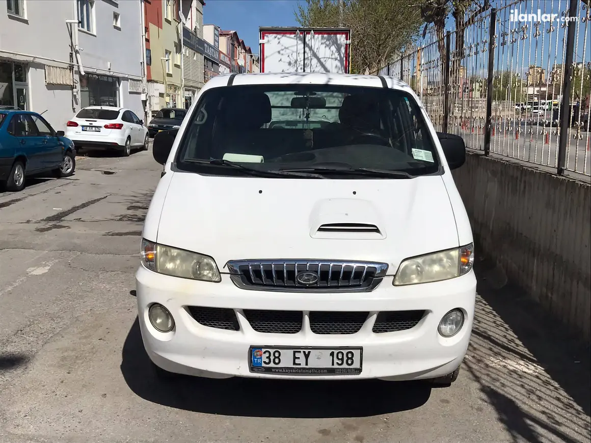 2005 Hyundai Starex 2.5 CRDI dizel otomatik minivan & Panelvan - Fotoğraf 1