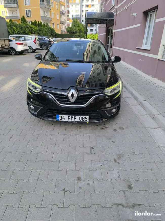 2017 Renault Megane 1.2 TCe benzinli manuel otomobil - Fotoğraf 1