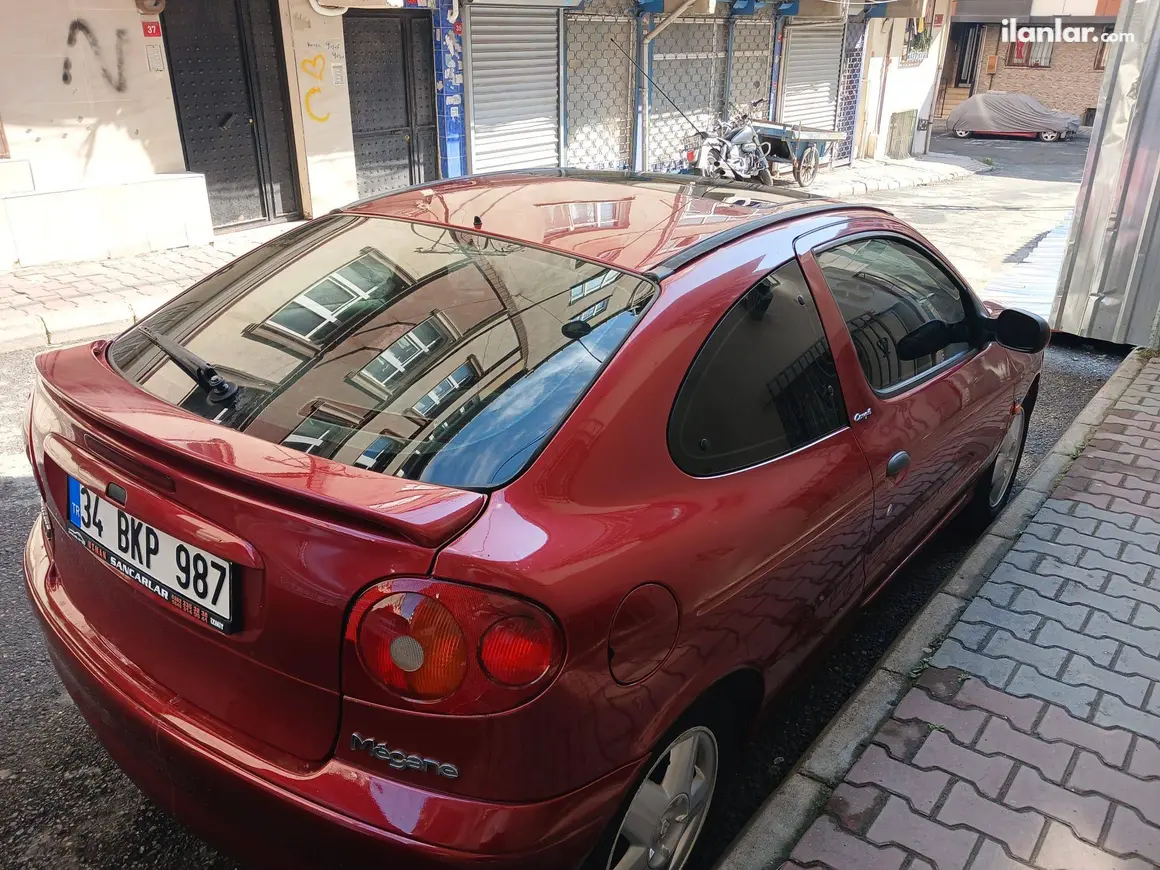 2001 Renault Megane 1.6 benzinli manuel otomobil - Fotoğraf 1