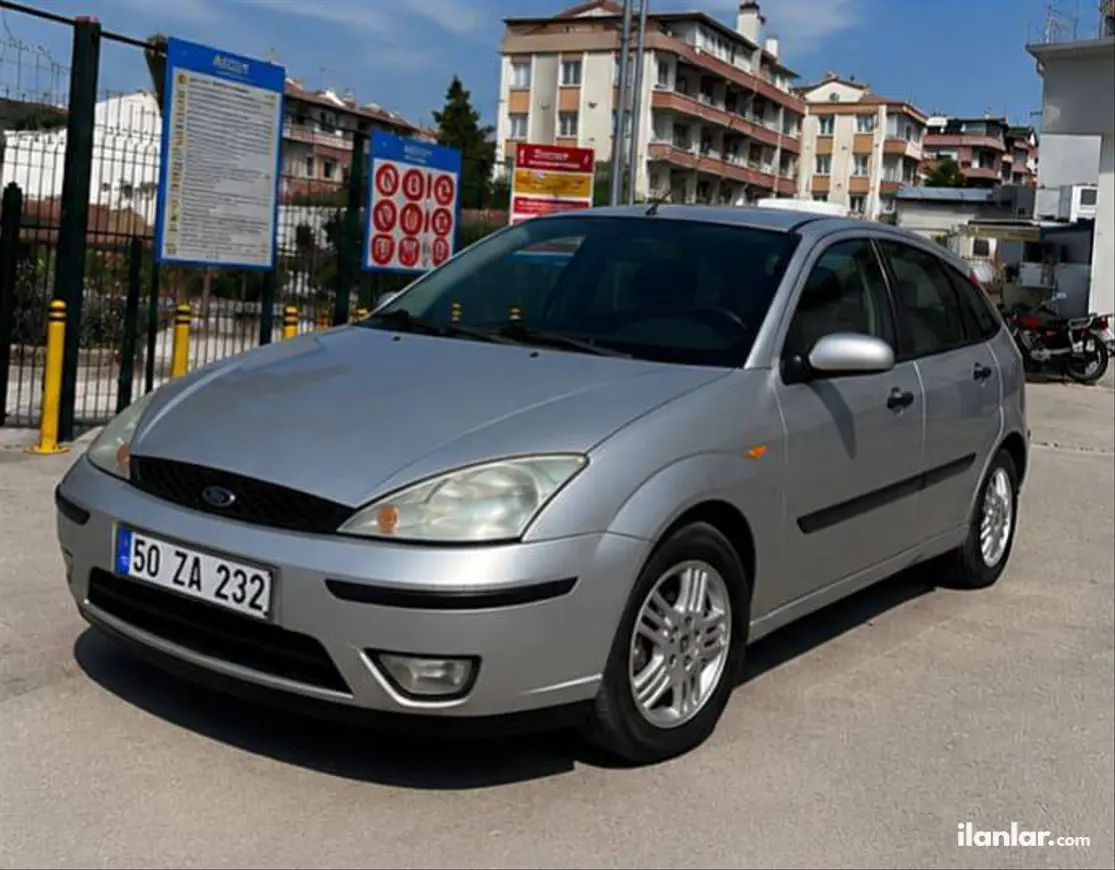 2005 Ford Focus 1.6 benzin & LPG manuel otomobil - Fotoğraf 1