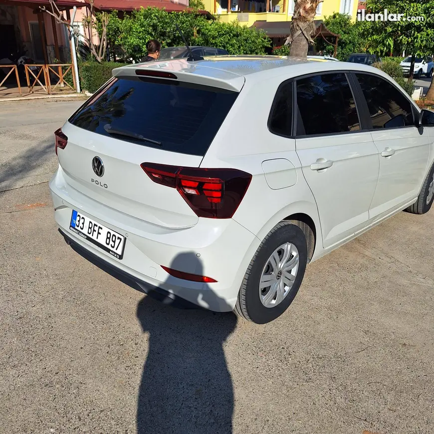 2024 Volkswagen Polo 1.0 benzinli manuel otomobil - Fotoğraf 1