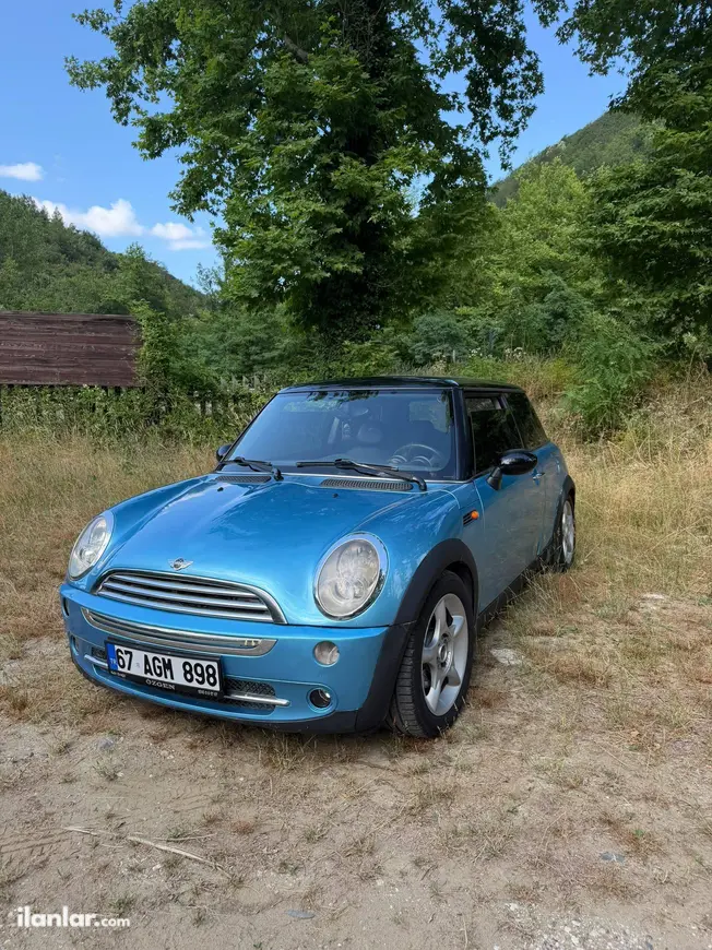 2005 MINI Cooper 1.6 benzinli otomatik otomobil - Fotoğraf 1