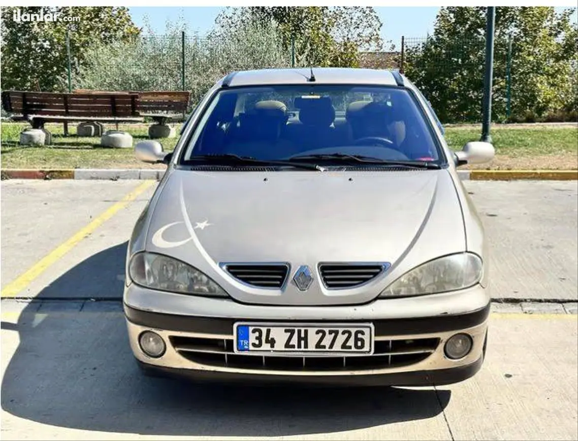 2000 Renault Megane 1.6 benzin & LPG otomatik otomobil - Fotoğraf 1