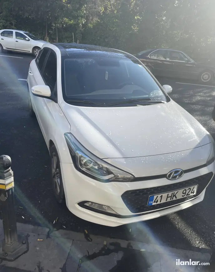 2015 Hyundai i20 1.4 CRDi dizel manuel otomobil - Fotoğraf 1