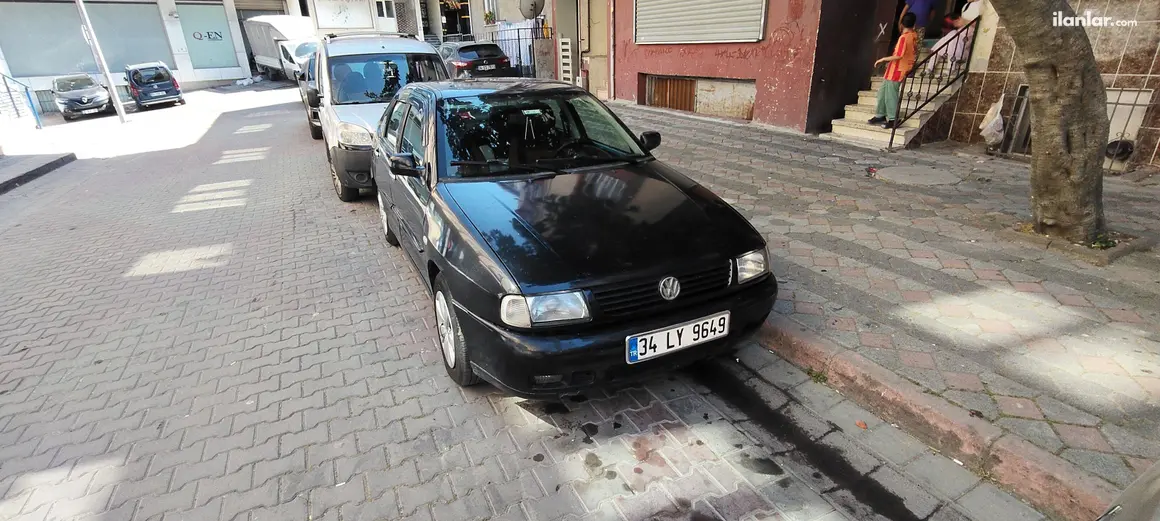 2000 Volkswagen Polo 1.6 benzinli otomatik otomobil - Fotoğraf 1