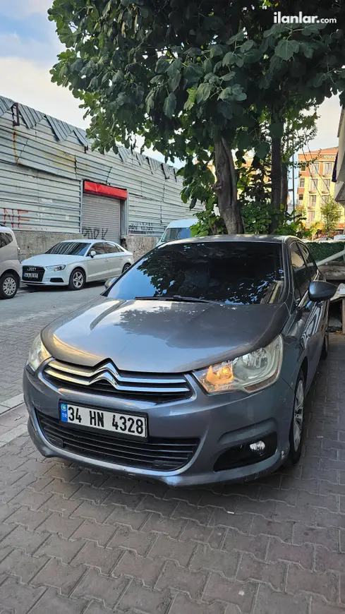 2012 Citroen C4 1.6 benzinli otomatik otomobil - Fotoğraf 1