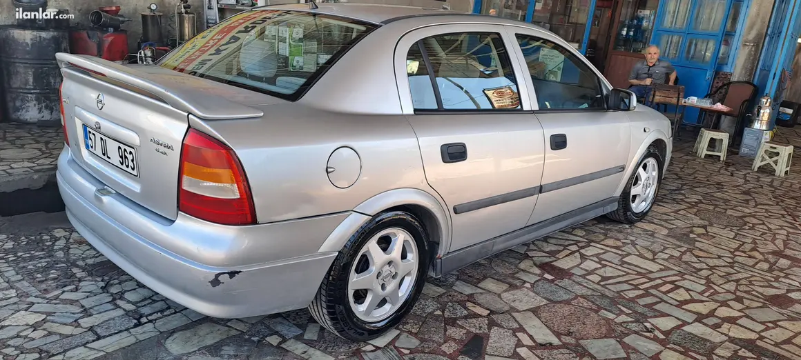2001 Opel Astra 1.6 benzin & LPG manuel otomobil - Fotoğraf 1