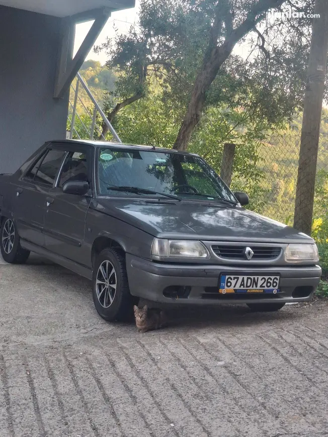 1997 Renault R 9 1.4 Broadway lPG manuel otomobil - Fotoğraf 1