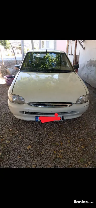 1996 Ford Escort 1.6 benzin & LPG manuel otomobil - Fotoğraf 1