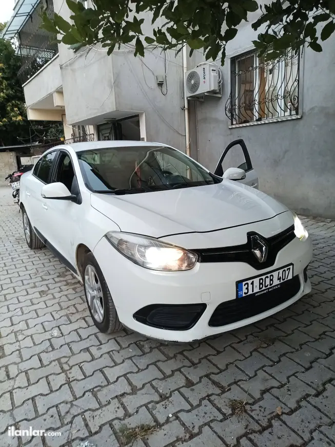 2013 Renault Fluence 1.5 dCi dizel yarı Otomatik otomobil - Fotoğraf 1