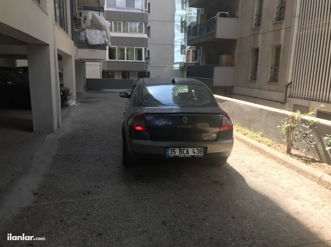 2009 Renault Megane 1.5 dCi dizel otomatik otomobil - Fotoğraf 1