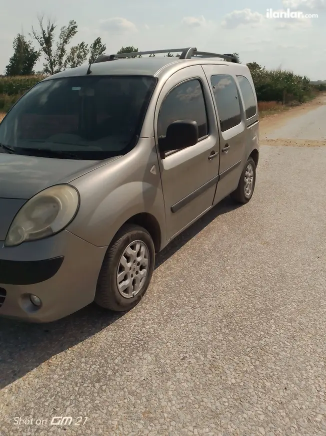 2011 Renault Kangoo Multix 1.5 dCi dizel manuel minivan & Panelvan - Fotoğraf 1