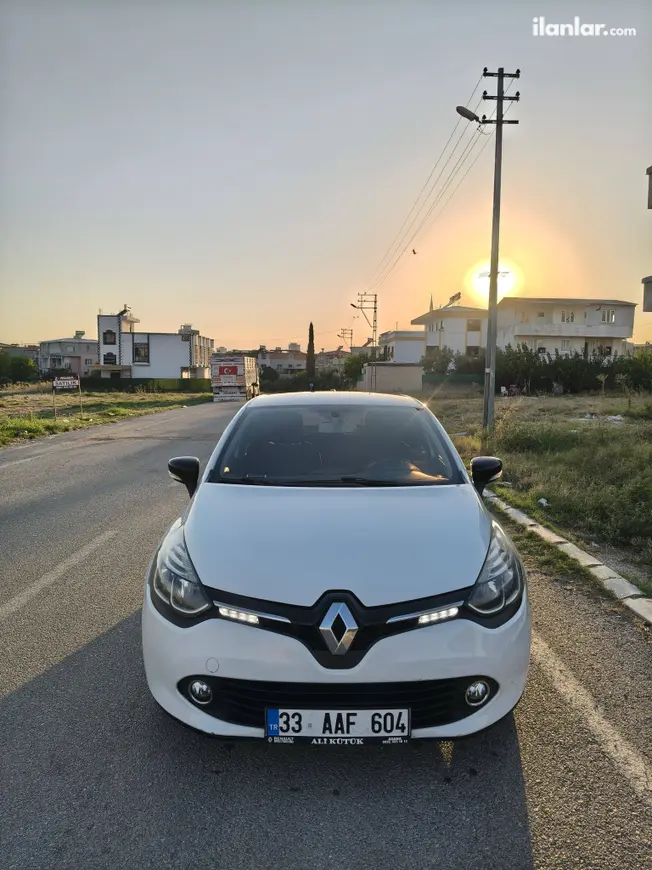 2013 Renault Clio 1.2 benzinli manuel otomobil - Fotoğraf 1