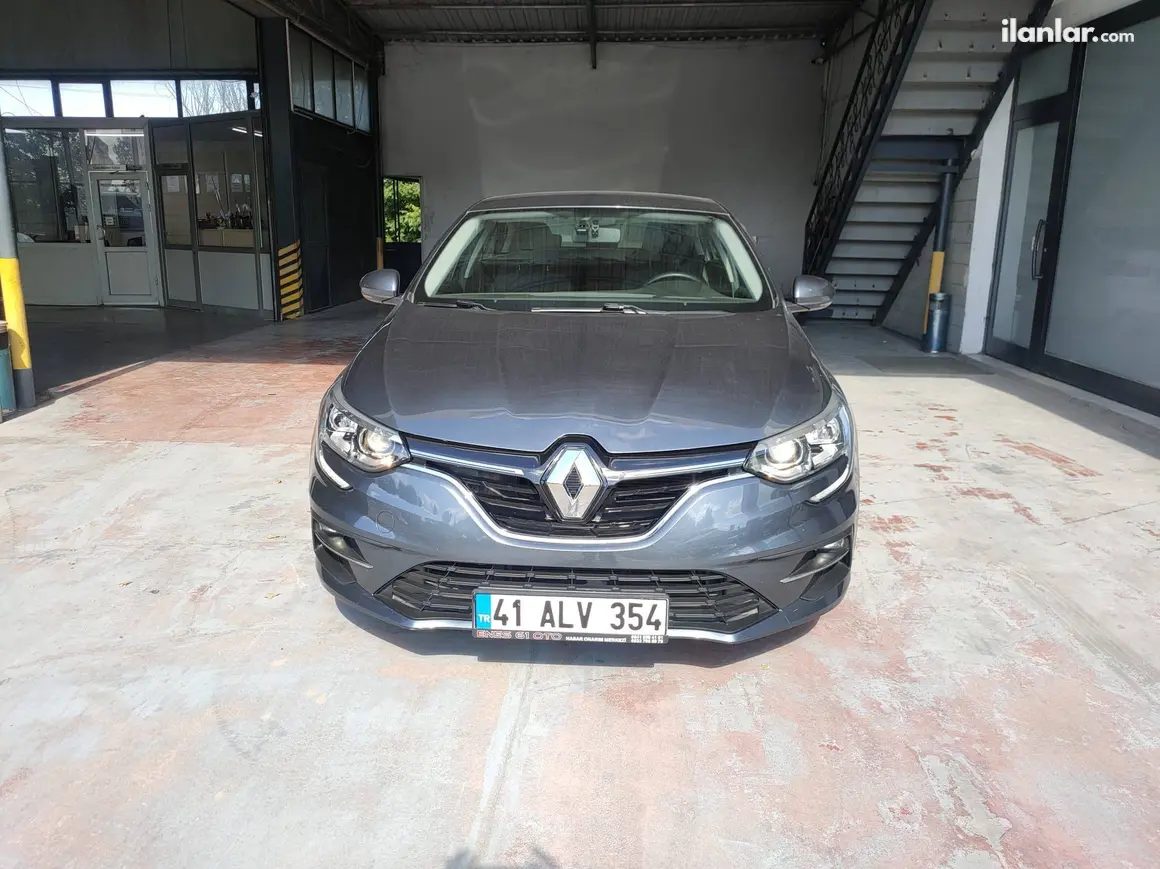 2021 Renault Megane 1.3 TCe benzinli manuel otomobil - Fotoğraf 1