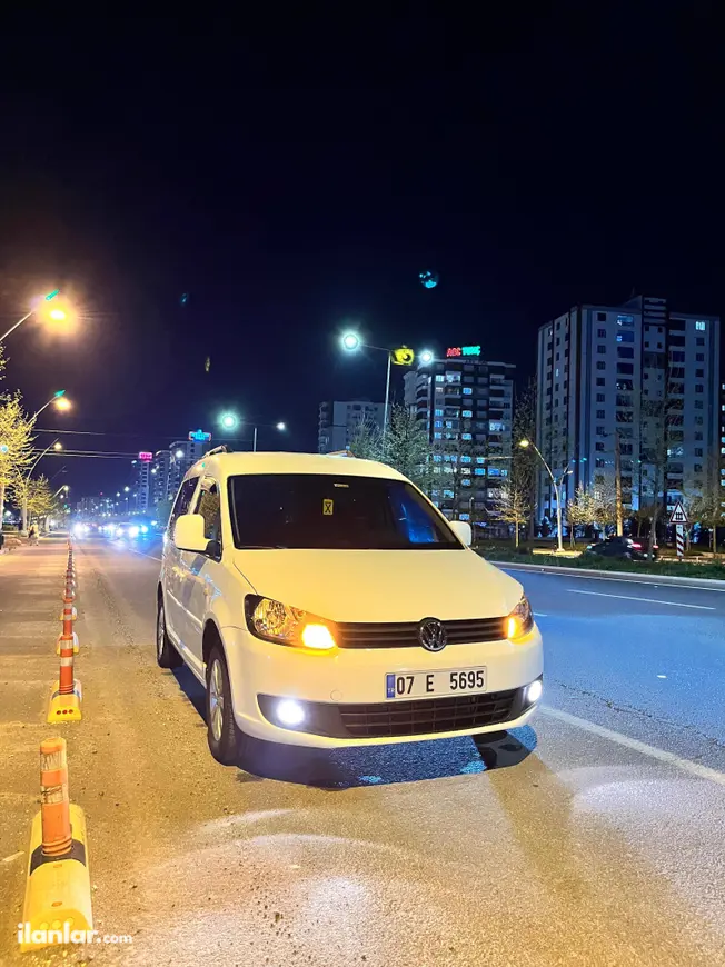 2011 Volkswagen Caddy 1.6 TDI dizel yarı Otomatik minivan & Panelvan - Fotoğraf 1