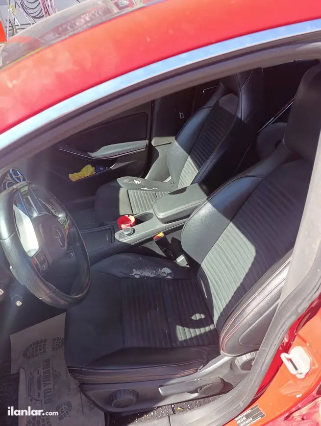 2013 Mercedes - Benz CLA 200 benzinli yarı Otomatik otomobil - Fotoğraf 1