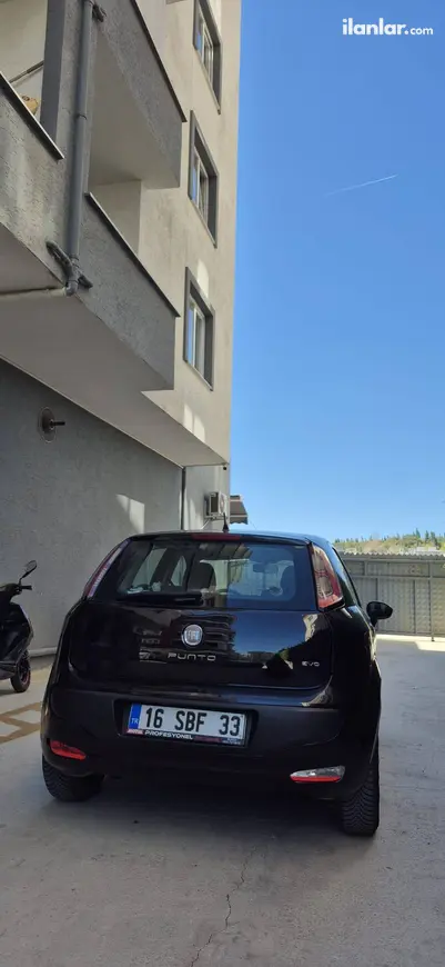 2011 Fiat Punto EVO 1.3 Multijet dizel manuel otomobil - Fotoğraf 1
