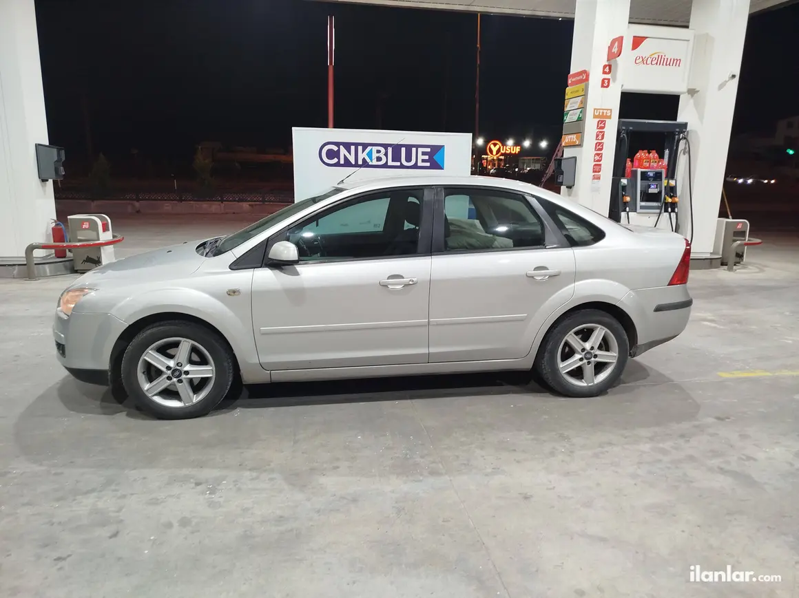 2008 Ford Focus 1.6 TDCi dizel manuel otomobil - Fotoğraf 1