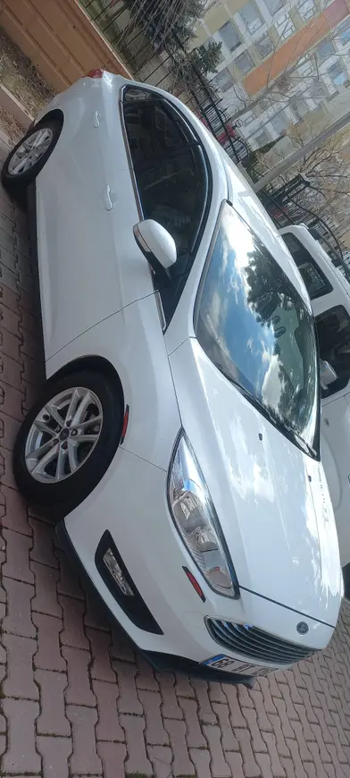 2016 Ford Focus 1.6 TDCi dizel manuel otomobil - Fotoğraf 1