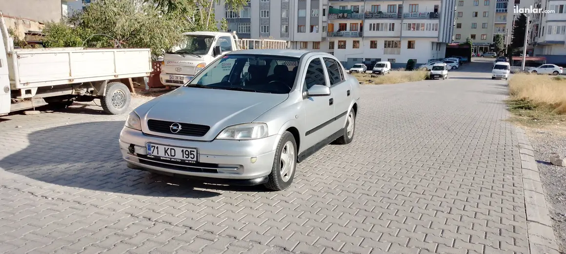1999 Opel Astra 1.6 benzinli manuel otomobil - Fotoğraf 1
